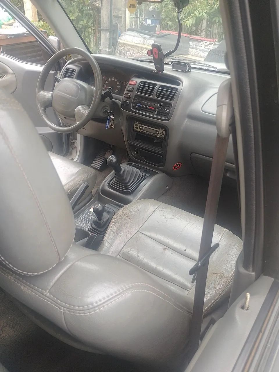 Chevrolet Tracker 2.0 TB Int. Diesel 4X4 4P 2001 - Foto 2