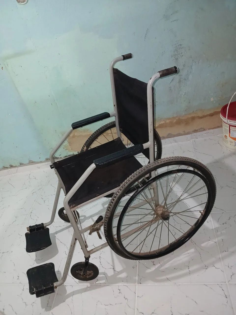 Cadeira de rodas - Foto 3