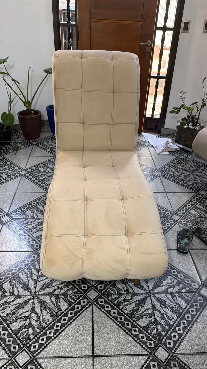Espreguiçadeira suede nova - Foto 2