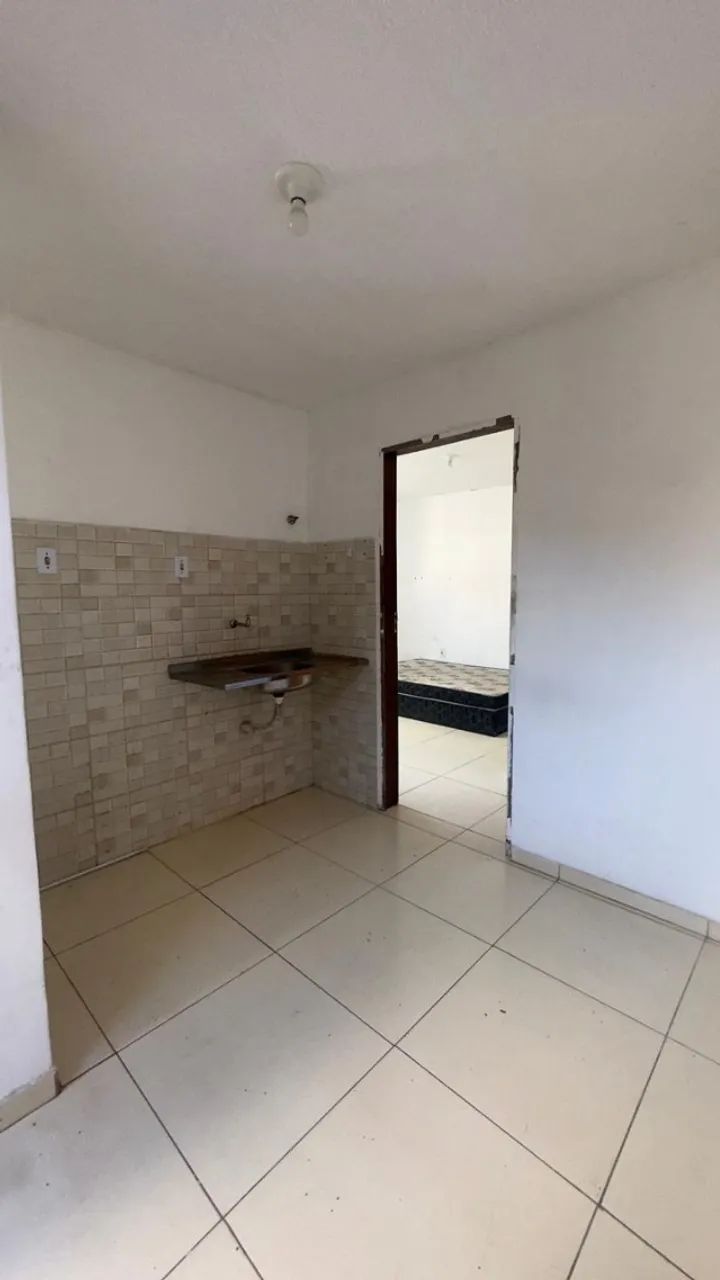 Kitnet no Feira VI