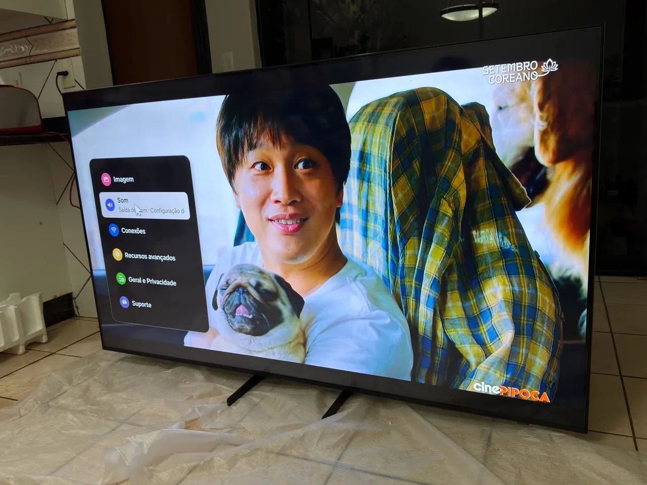 TV Samsung 75" Crystal UHD - Foto 2