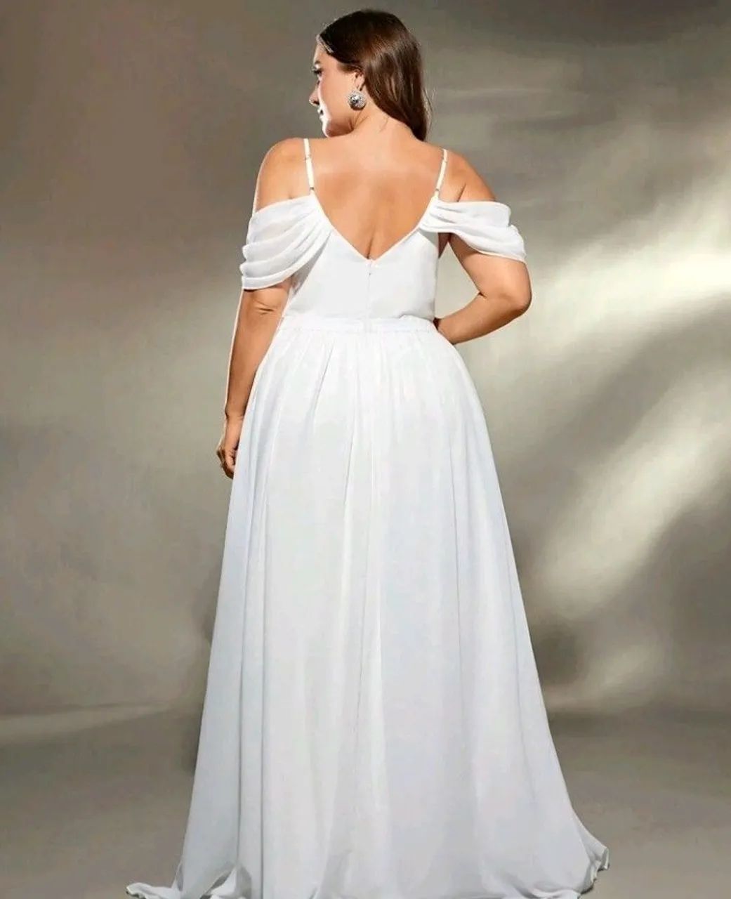 Vestido de noiva NUNCA USADO  - Foto 2