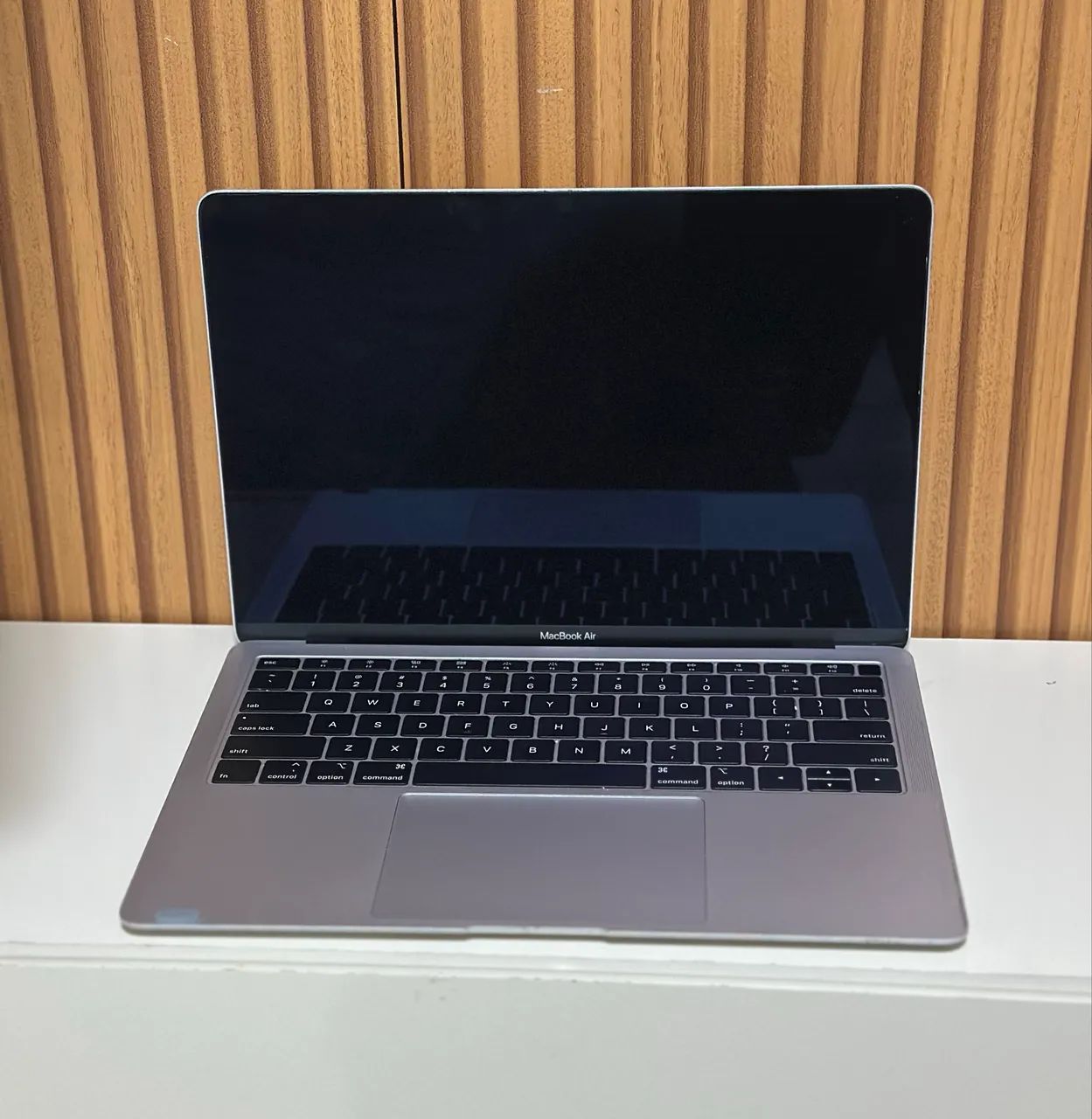 MacBook Air 13 Intel core i5 8GB + Nota, Caixa e Acessórios