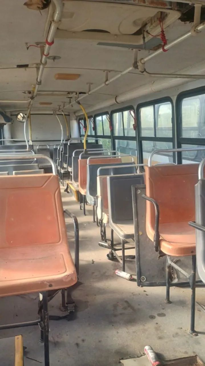 Ônibus Mercedes 2008 - Foto 2
