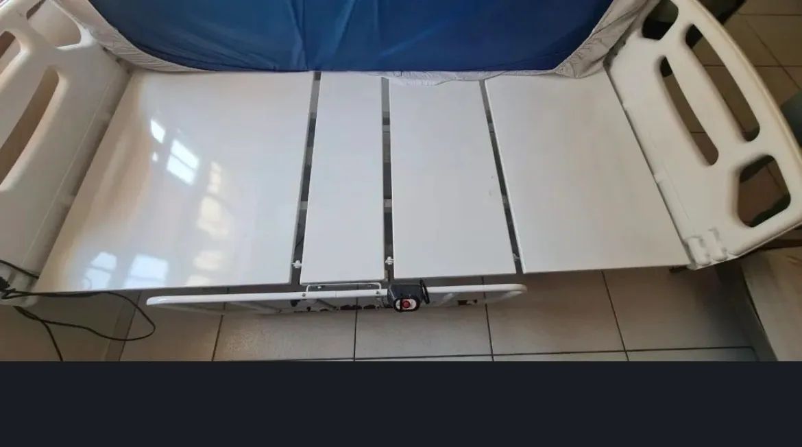 Cama hospitalar elétrica com entrega e colchão  - Foto 4