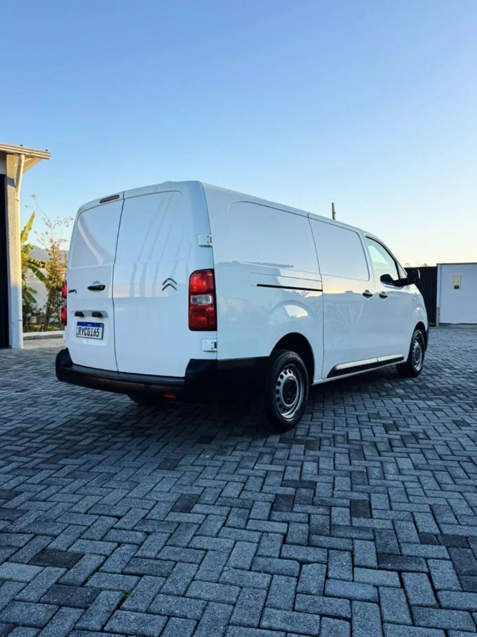 Citroen Jumpy Cargo 1.5 Turbo Diesel 2023 - Foto 3
