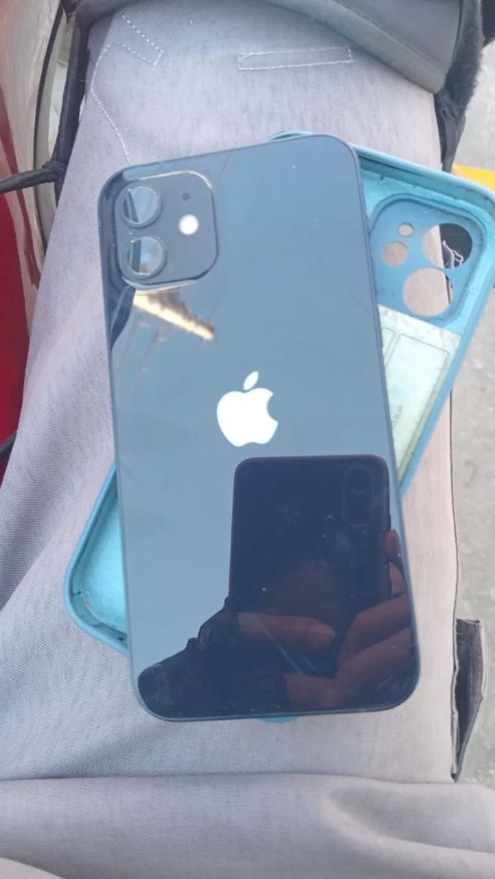 Vendo iPhone 12 em perfeito estado 64gb - Foto 2