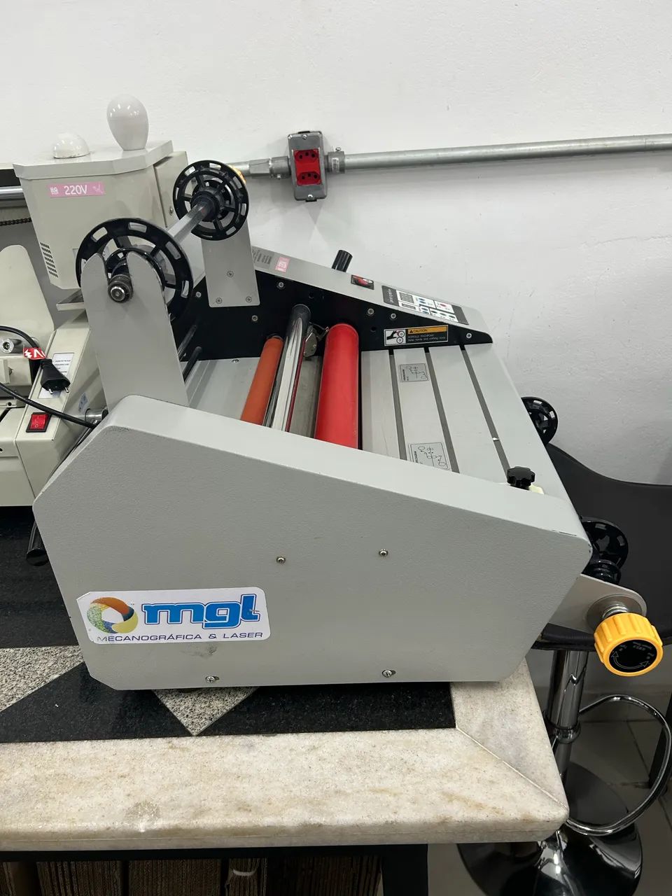 Laminadora Grafica MGL