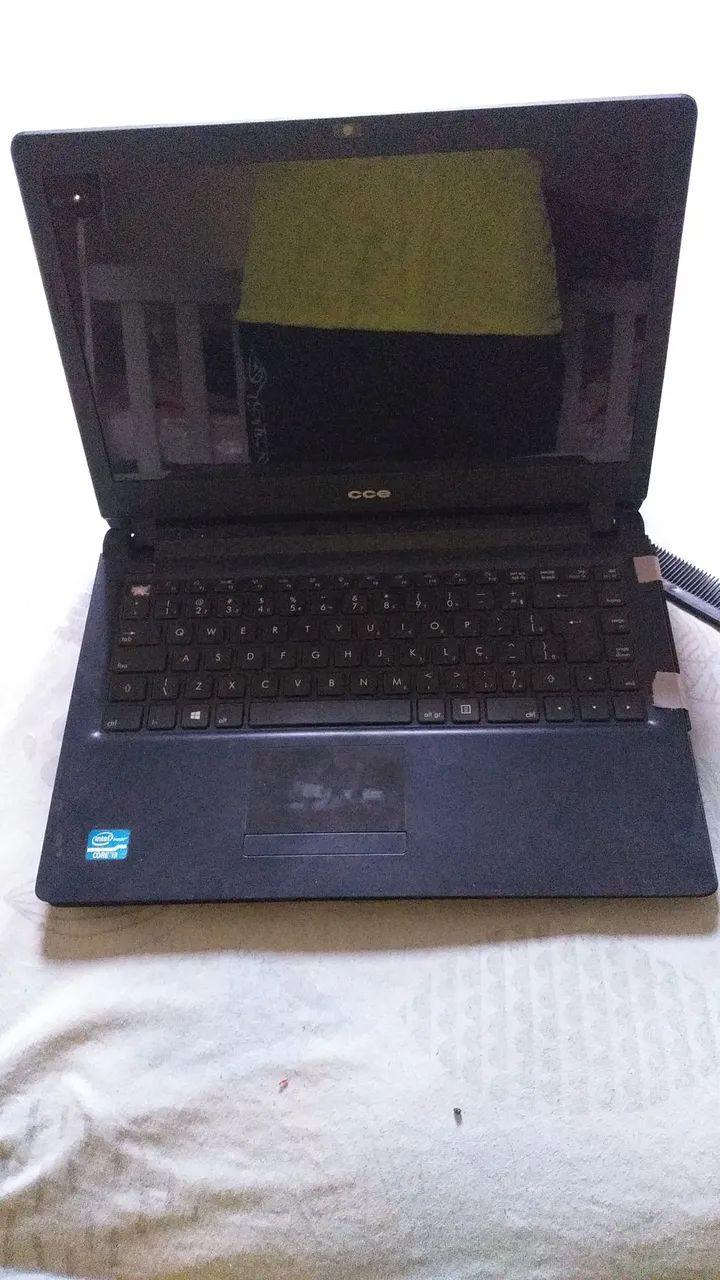Vendo Notebook CCE Win 