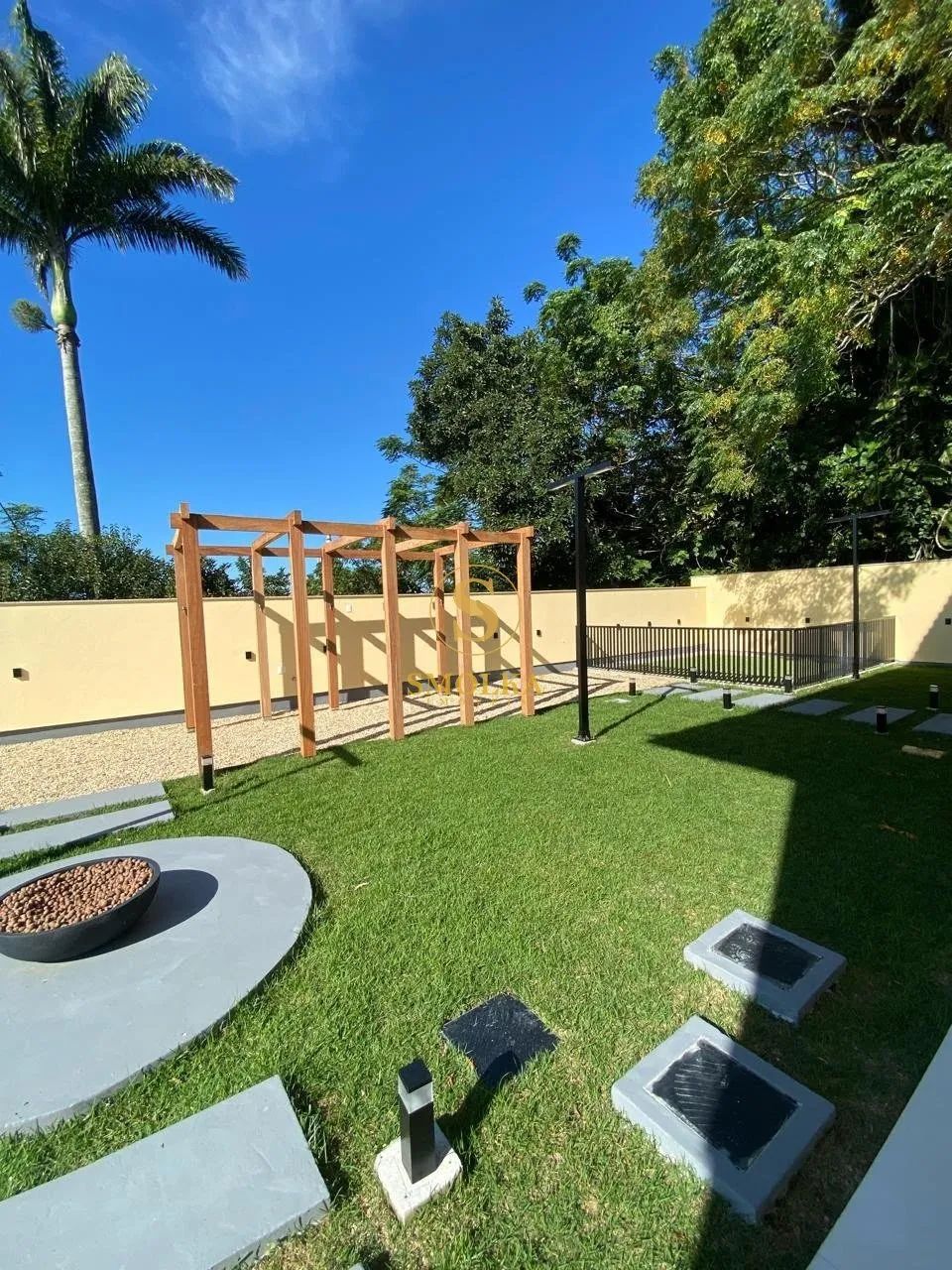 Apartamento à venda com 2 dormitórios sendo 1 suíte e 1 vaga coberta em Coqueiros, Florian - Foto 5