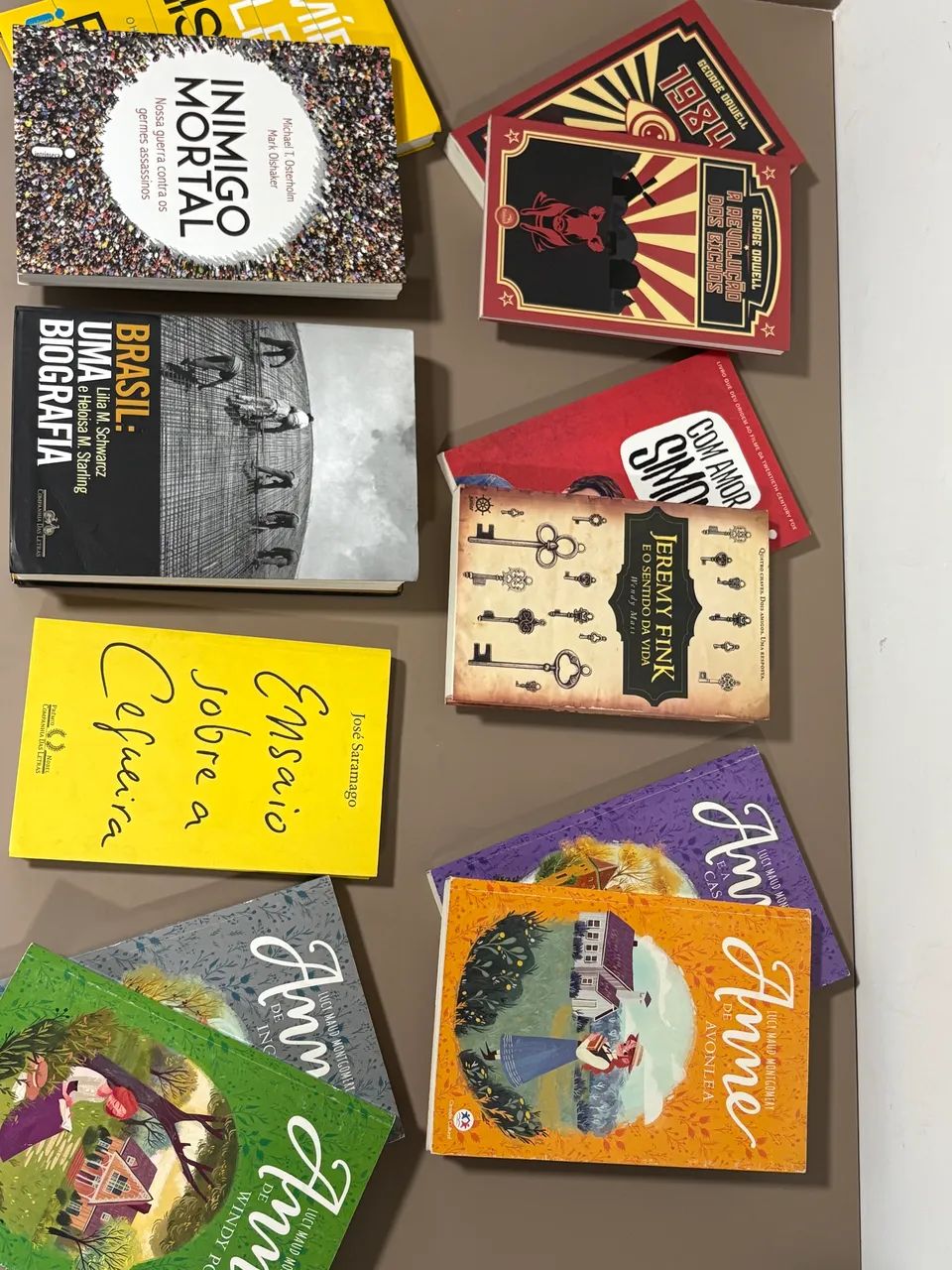Unidades/Kit de LIVROS diversos