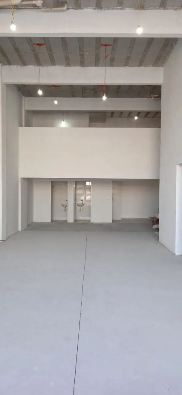 ALUGO LOJA, V. DE CARVALHO, 140m2 e mezanino - Foto 4