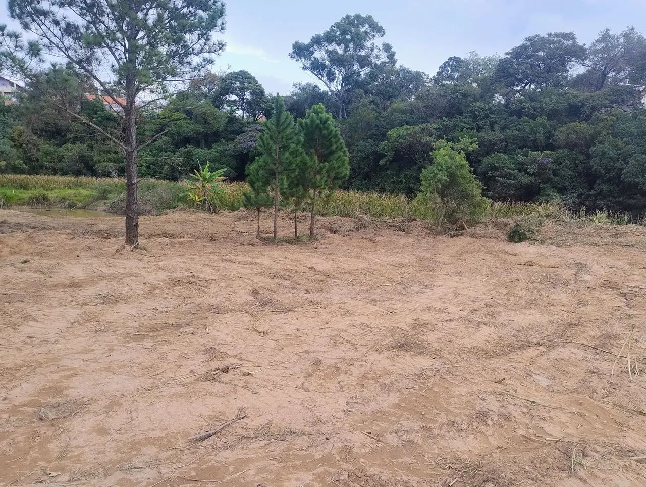 Terreno 2054,80m² bem localizado com tanque de peixe - Foto 3