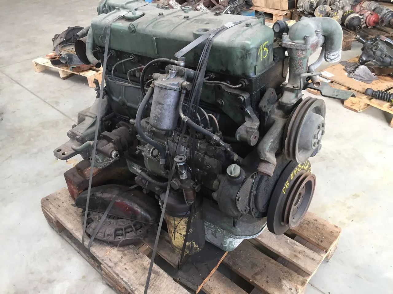 Motor 352