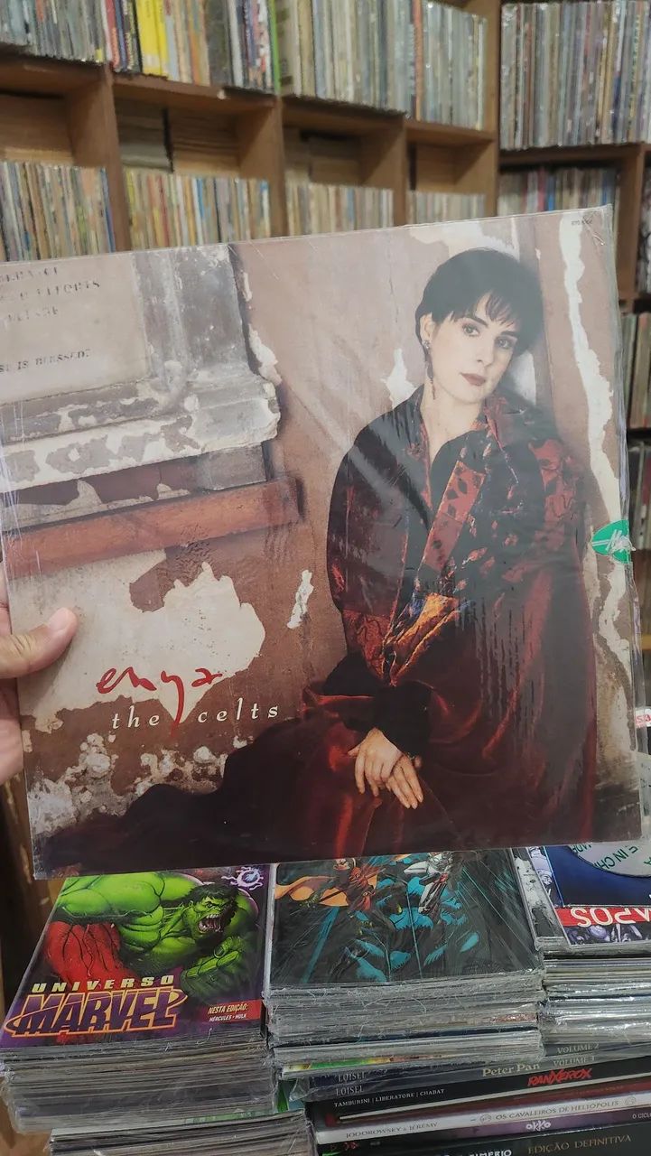 ENYA-THE CELT, DIRE STRAITS E BEE GEES DUPL, DISCOS DE VINIL LP POP ROCK