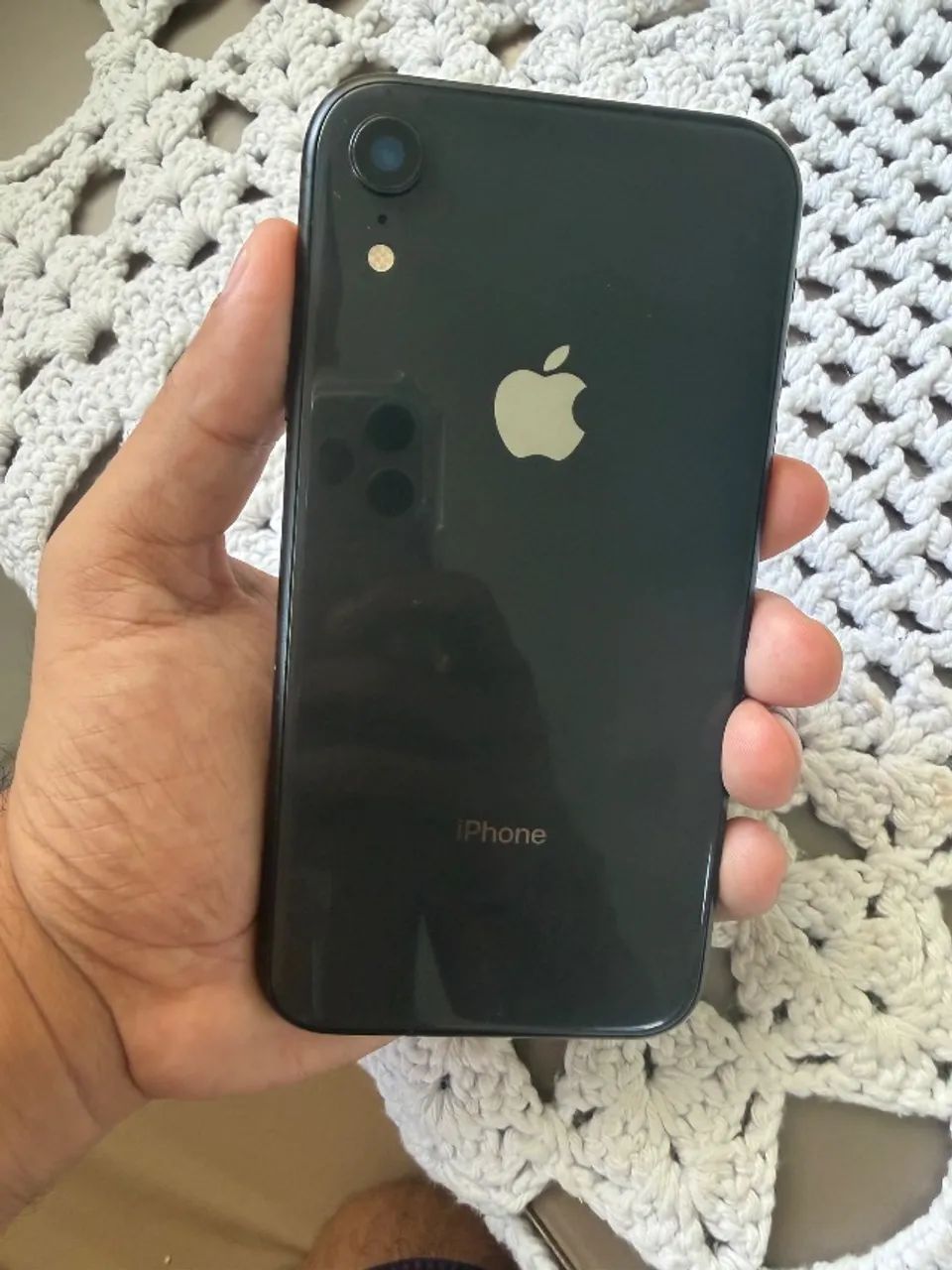 iPhone XR 128 GB ,funcionando perfeitamente,bateria 74% acompanha capa e cabo
