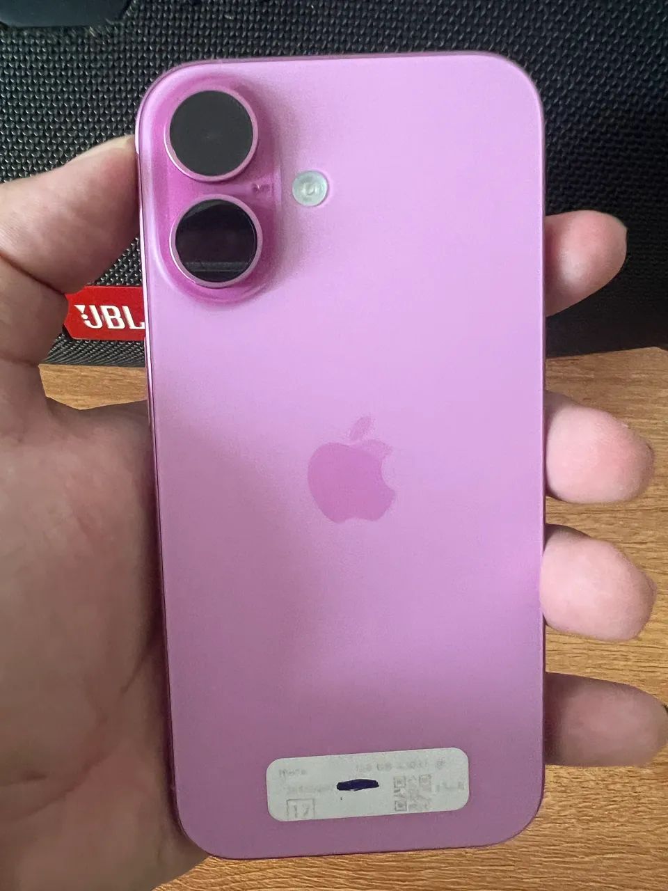 iPhone 16 