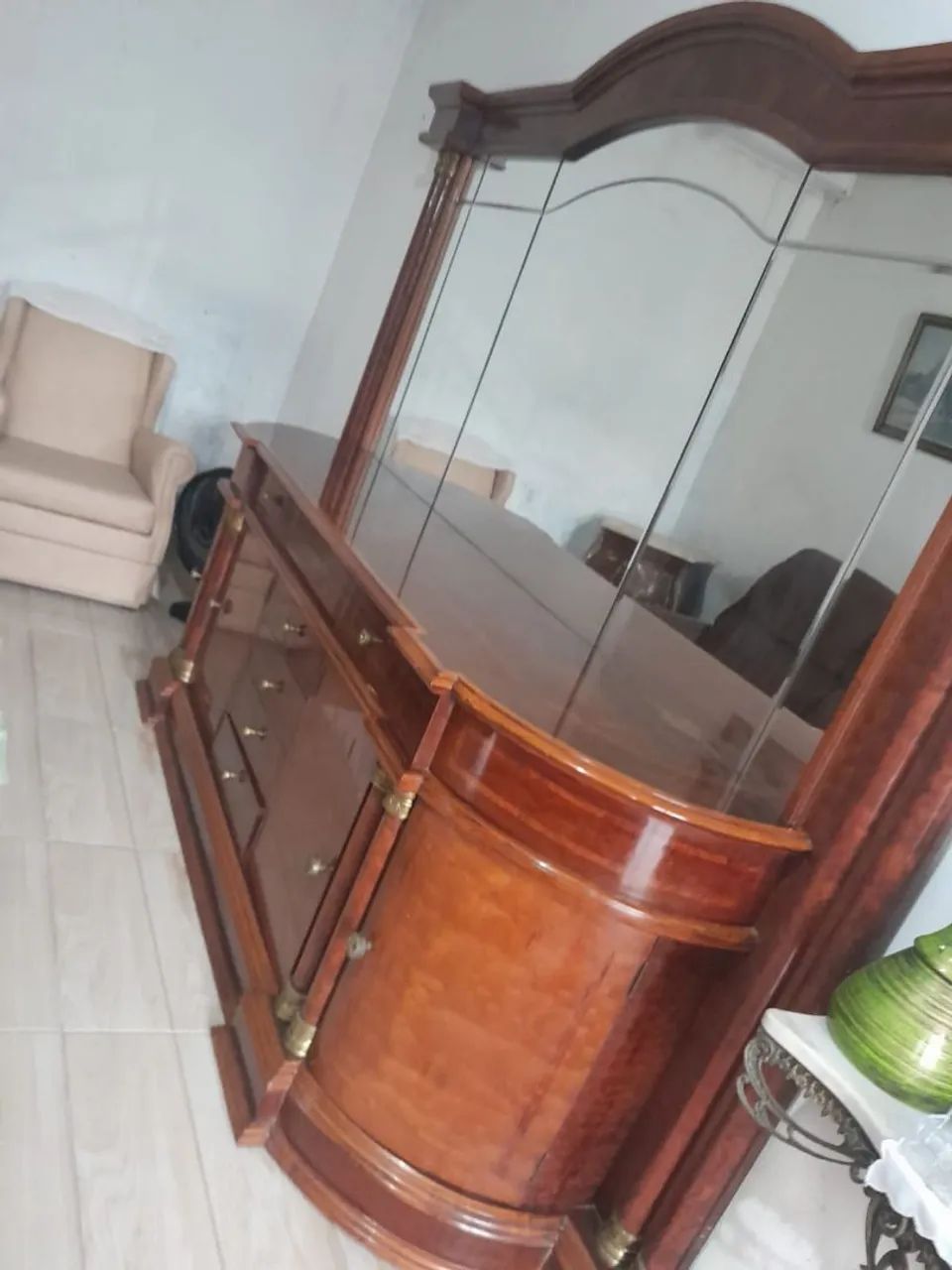 aparador/bufê clássico com espelho emoldurado  - Foto 2