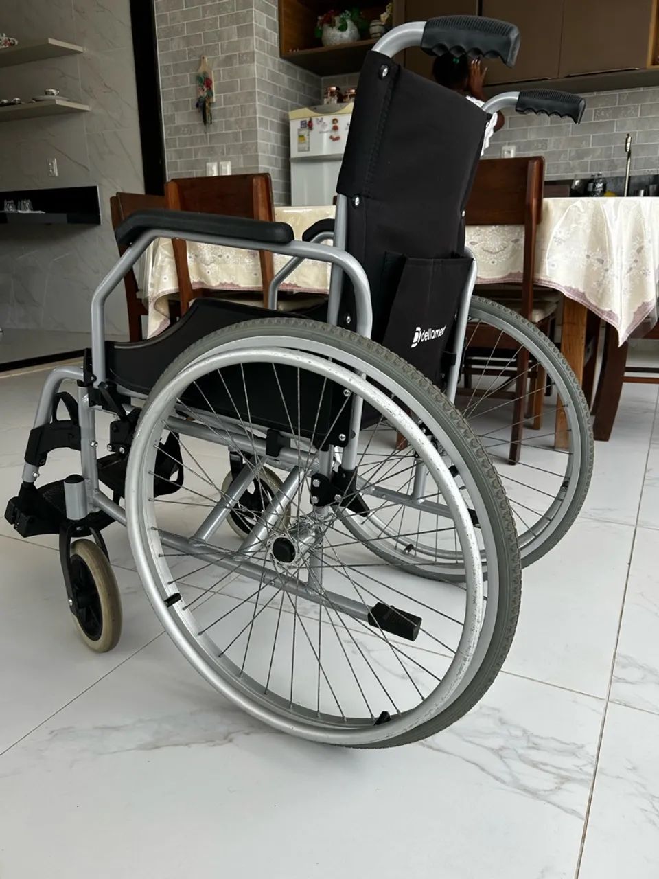 Cadeira de Rodas - Foto 3