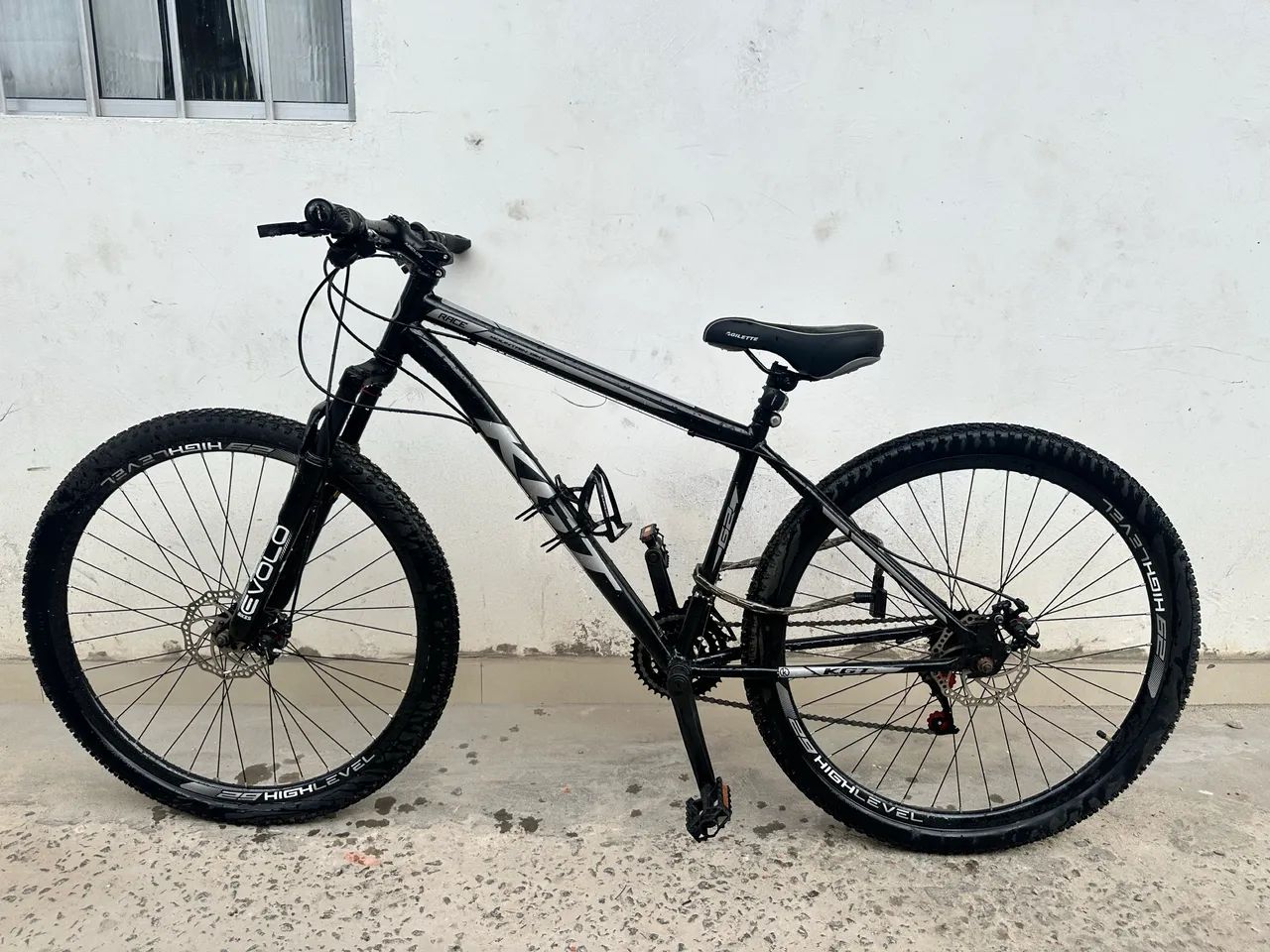 BICICLETA ARO 29 - 21 MARCHAS 