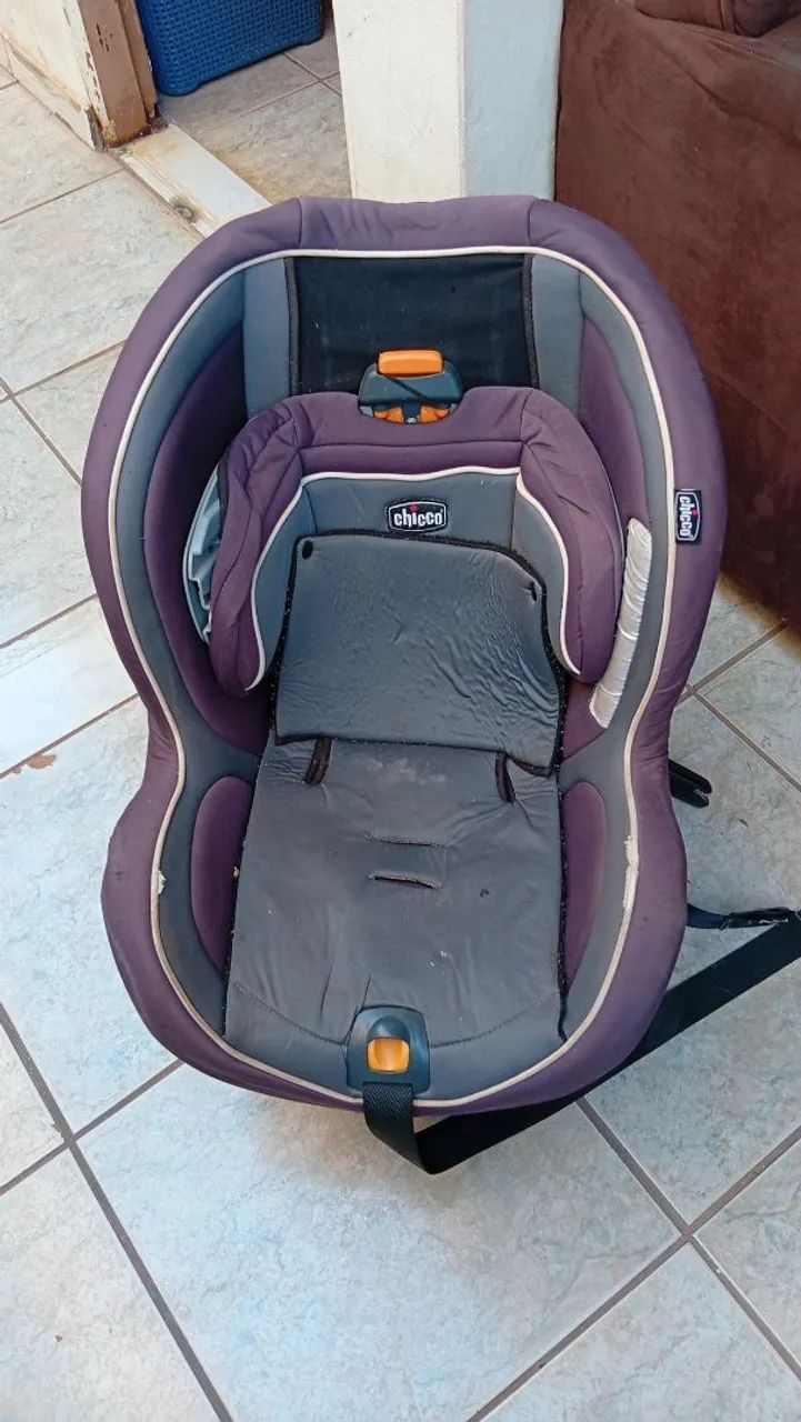 Vendo cadeirinha de bebê para carros