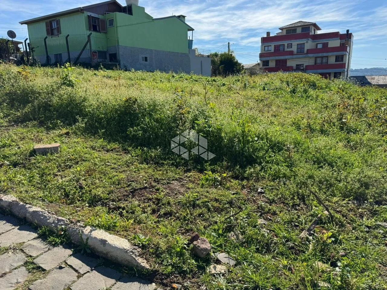 Amplo terreno com 1002,00m² - Foto 4