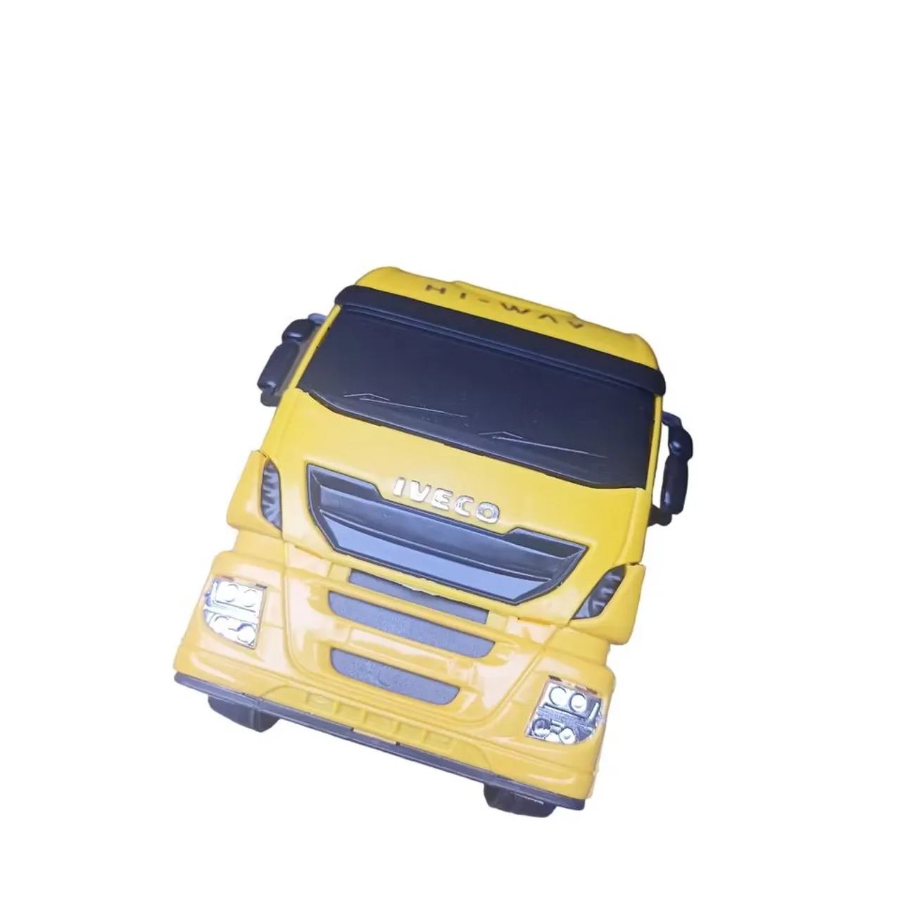 Miniatura Caminhão Iveco de plástico - Foto 3