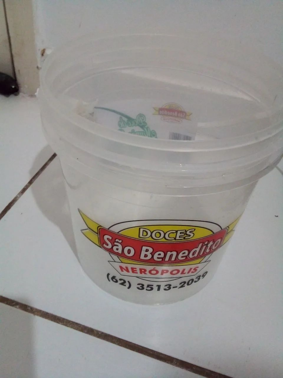 Potes de 5 kilos vazios com tampa