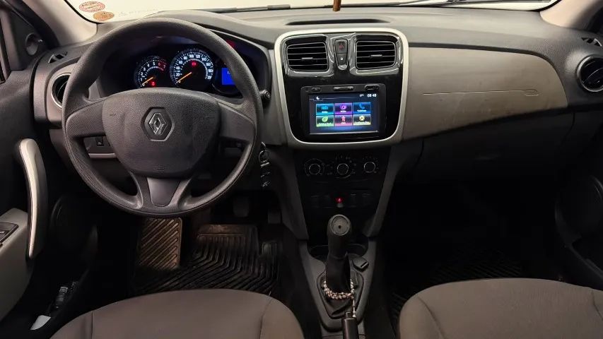 Renault Logan Expression Flex 1.6 16V 4P 2017 - Foto 3
