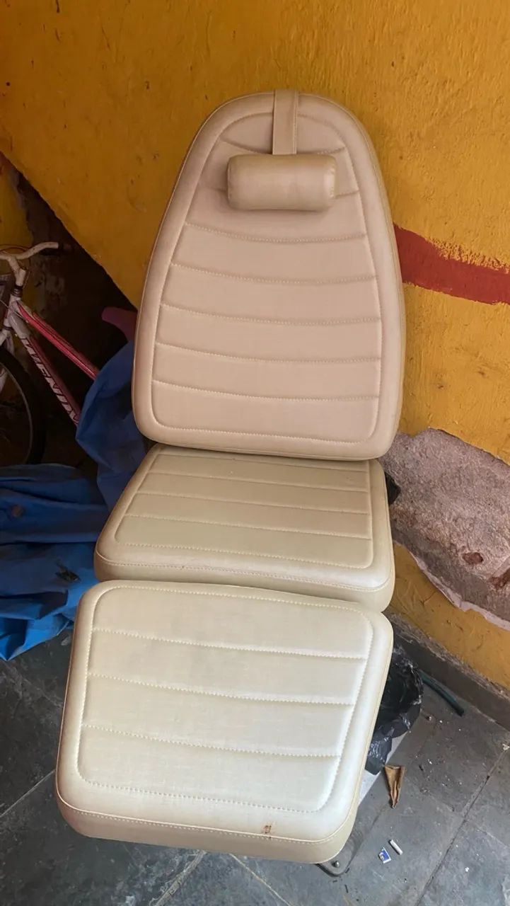 cadeira/maca reclinável bege  - Foto 3