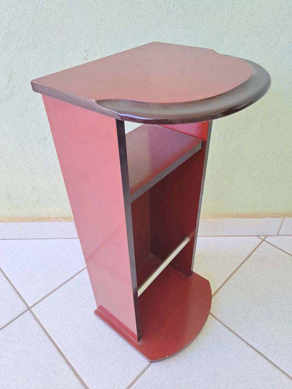 Mesinha de telefone / criado-mudo