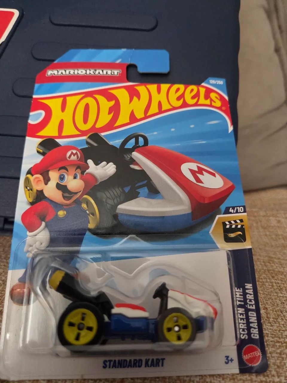 Standard Kart Mario Hotwheels 