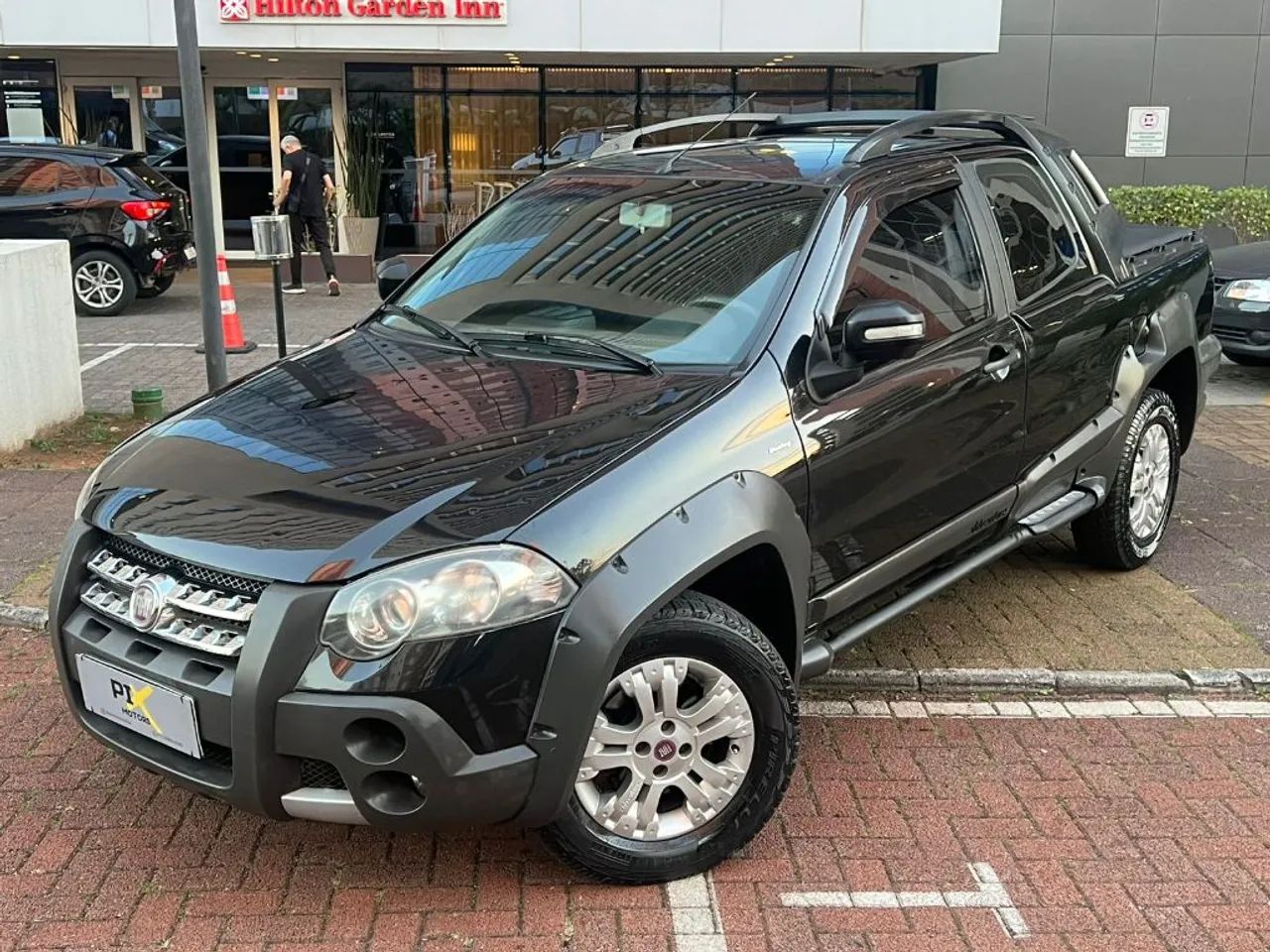 Fiat Strada Adv. Ext. 1.8 Locker Dual.flex CE 2012 - Foto 2