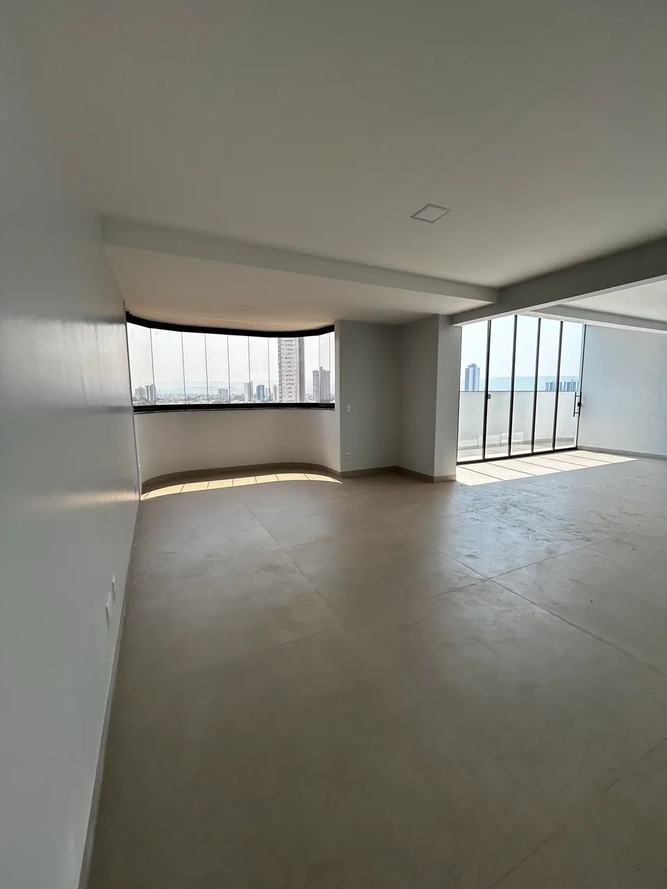 Cobertura com 350 m2 na 21 4 suítes  - Foto 3