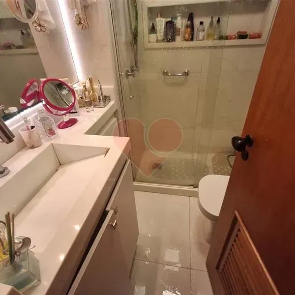 Apartamento 2 quartos com vaga de garagem, varanda, piscina em Edifício Renomado na Lagoa - Foto 3
