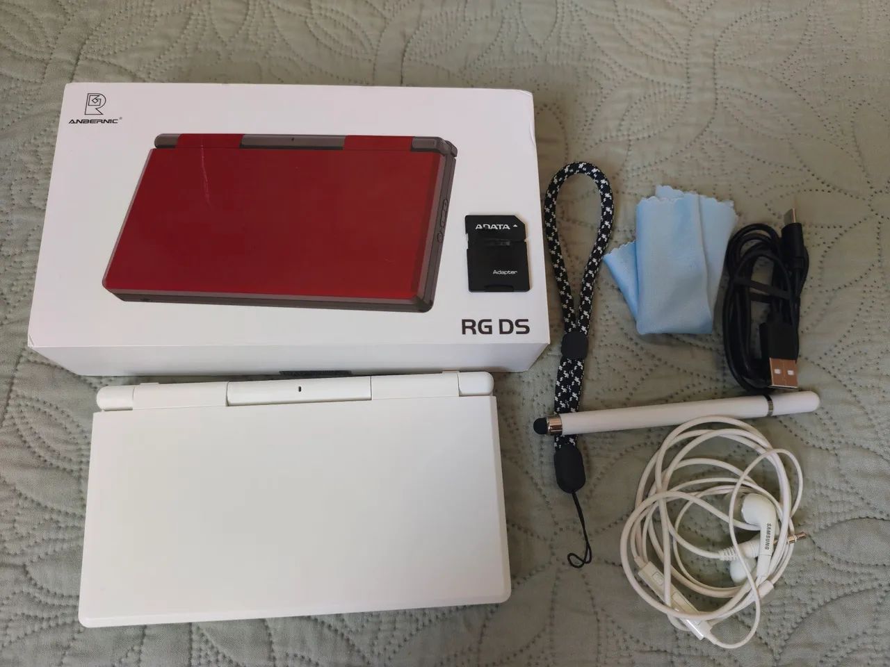 Anbernic RG DS