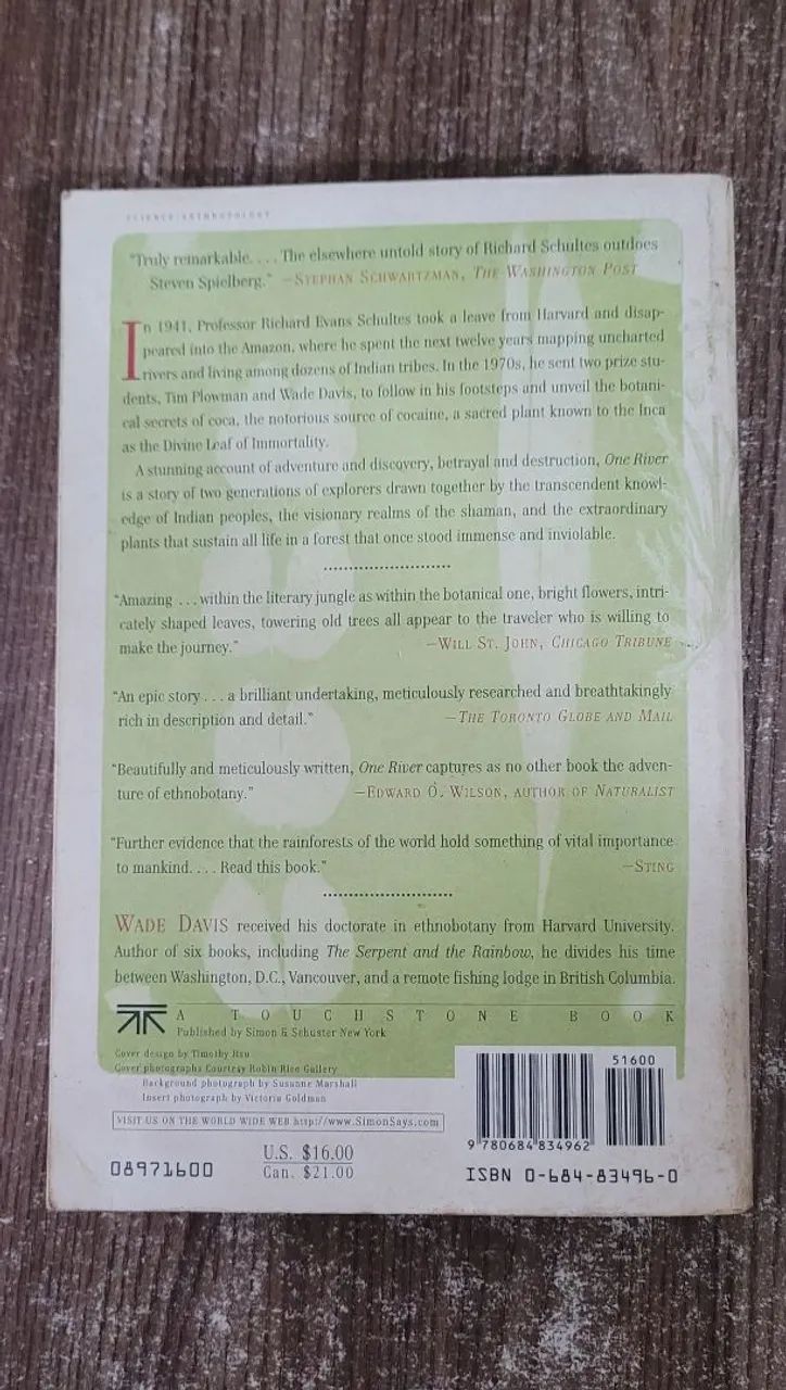 Livro One River - Wade Davis de 1996 - Foto 3