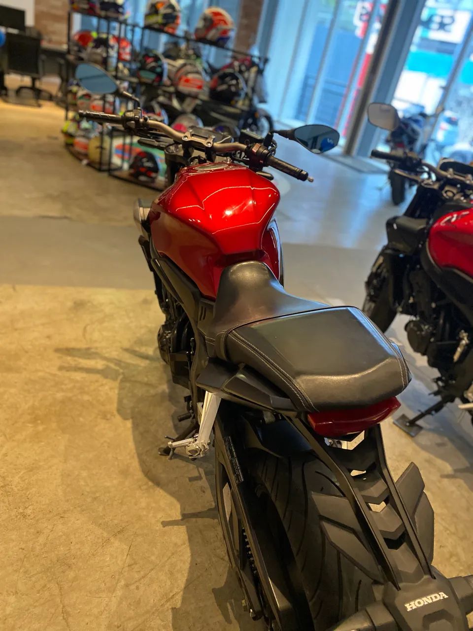 CB 650R  - Foto 5