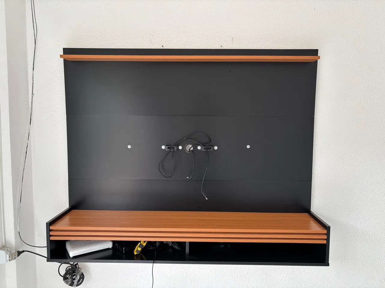 VENDO PAINEL DE TELEVISÃO 