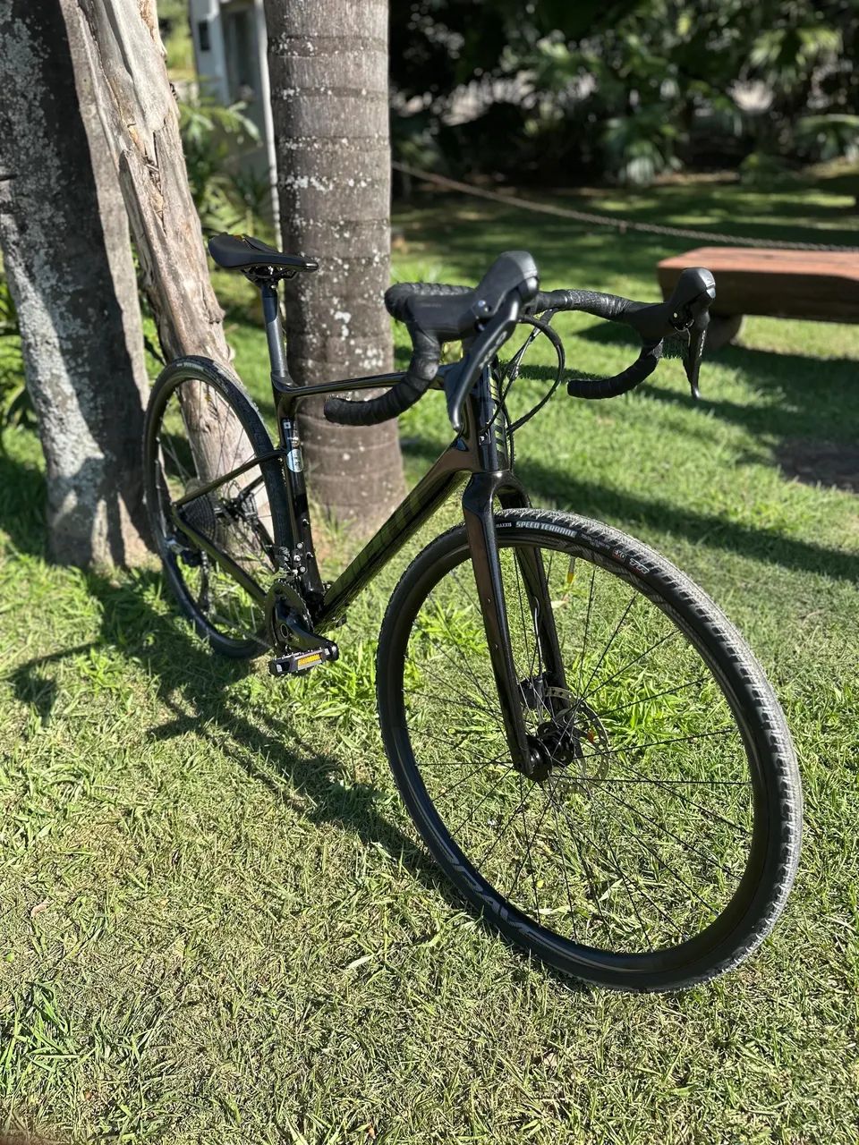 Bicicleta Giant Revolt 2021 - Foto 3