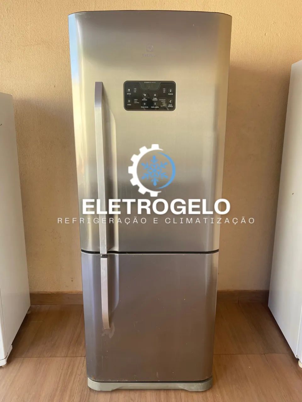 Geladeira inox