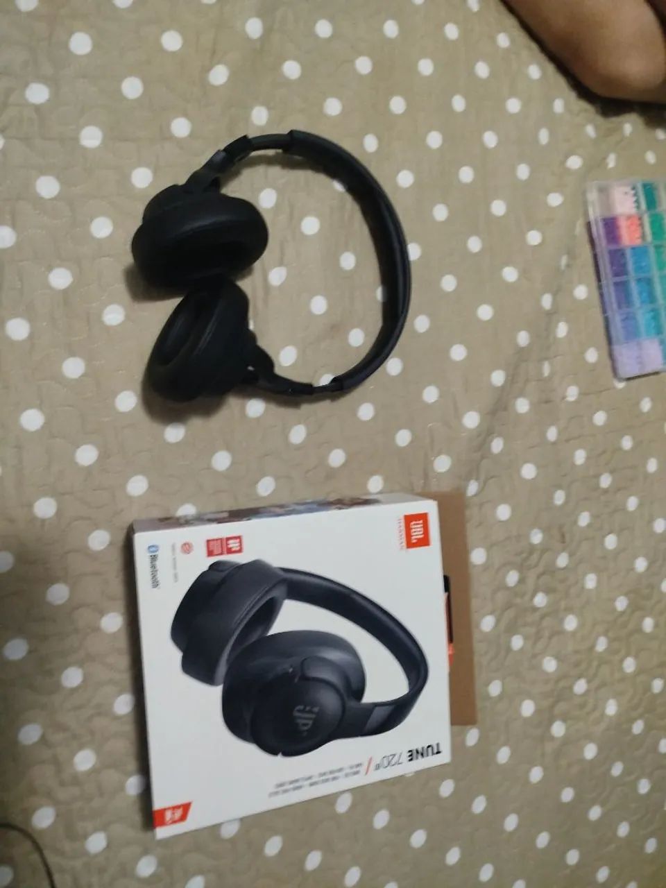 Fone JBL tune 720