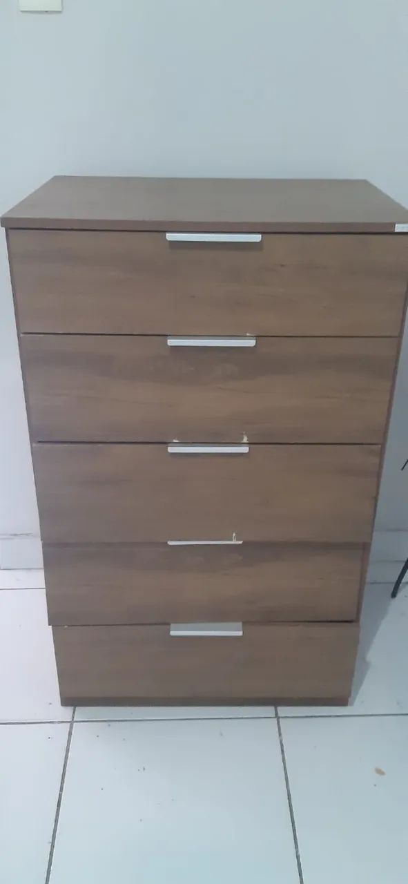 Cômoda Marron 5 gavetas