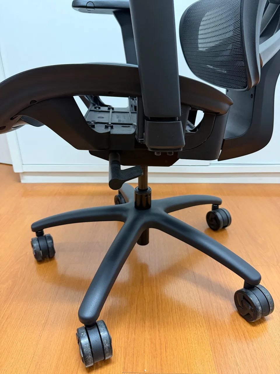 Cadeira Ergonômica ThunderX3 XTC - Foto 4