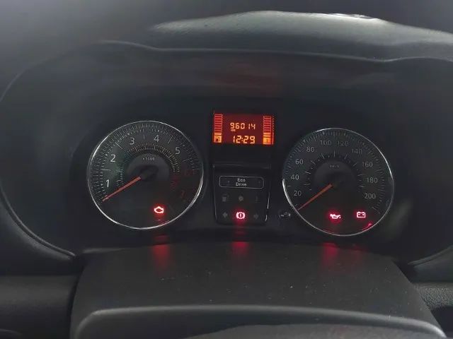 Renault Clio Rn/alize/expr./1.0 Hi-power 16V 5P 2015 - Foto 5