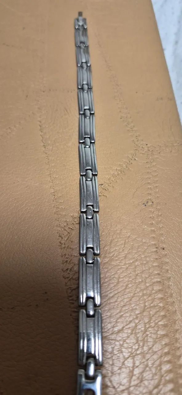 Pulseira em aço cirurgico laminada