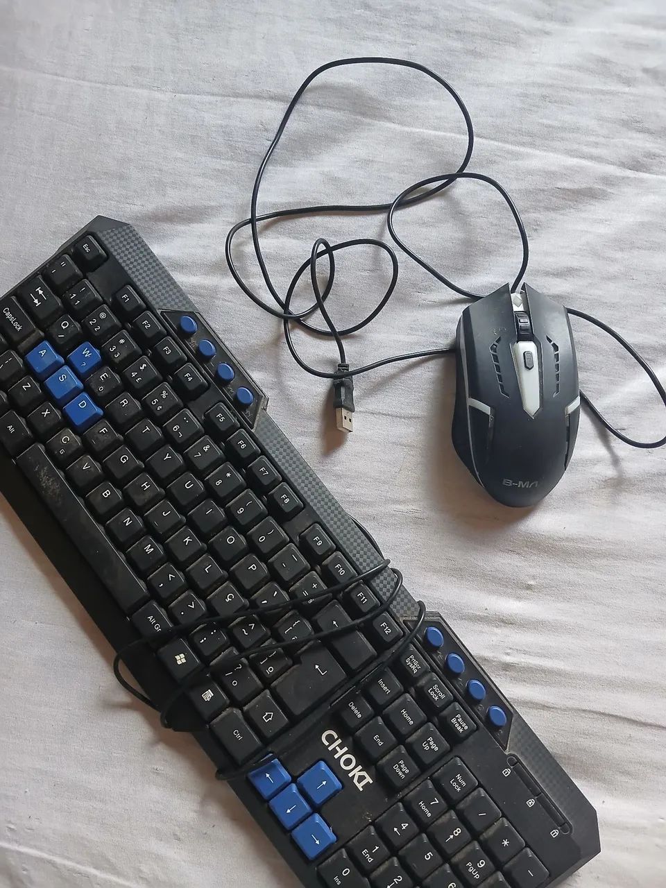 Peças de Teclado e mouse q nao funcionam mais 