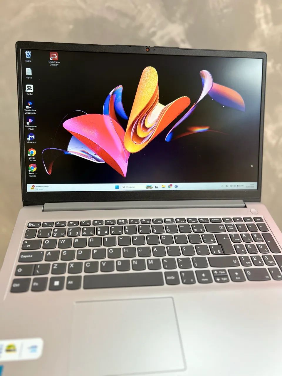 Vende-se Notebook Lenovo