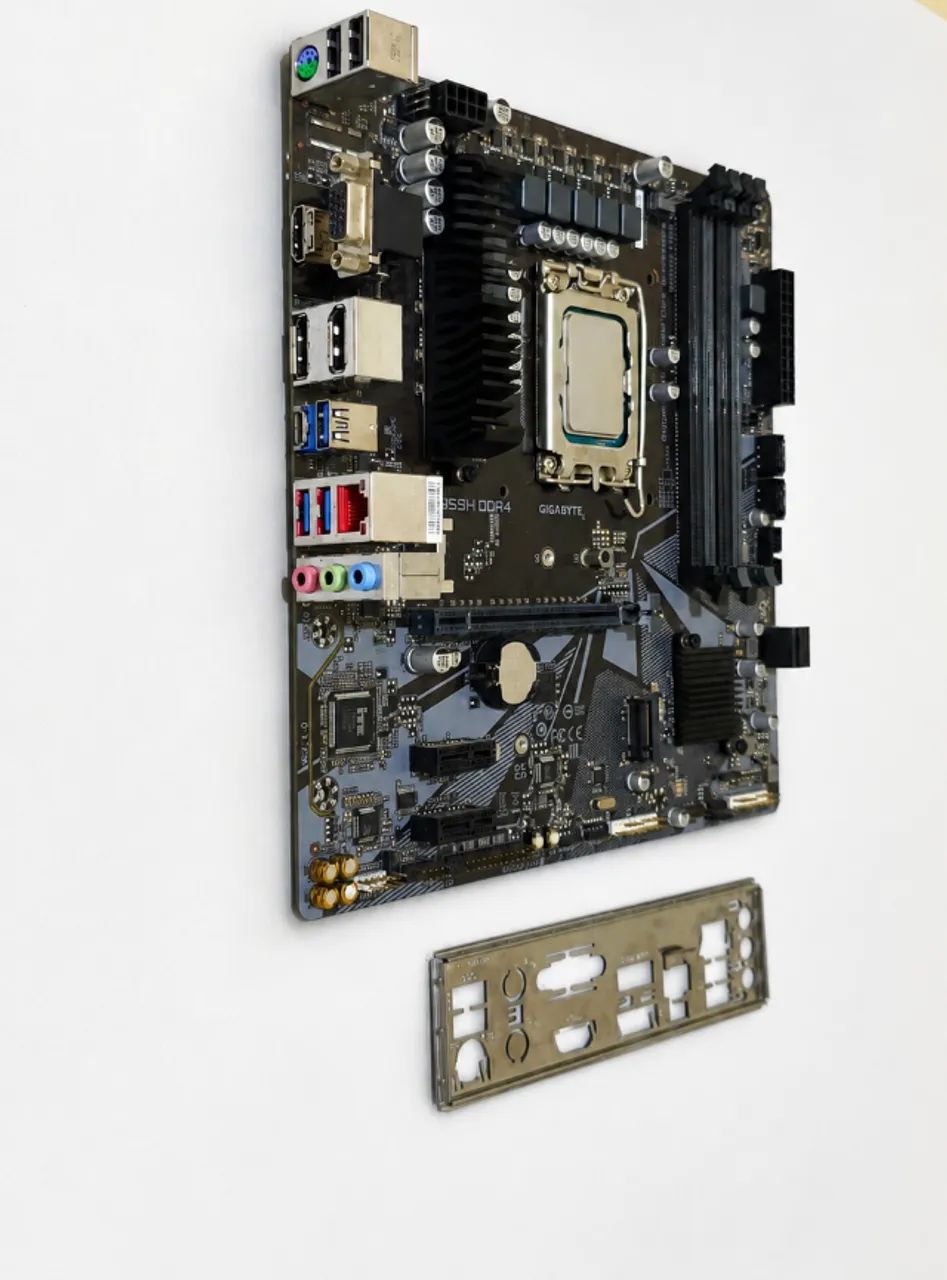 Kit - Gigabyte B660M + Intel i7-12700KF - Foto 2