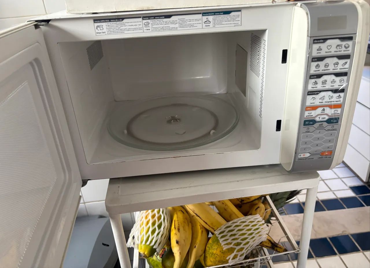Micro-ondas Midea 30 L com Grill - Foto 2